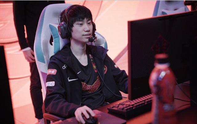 在伊乌贝尔 在伊乌贝尔