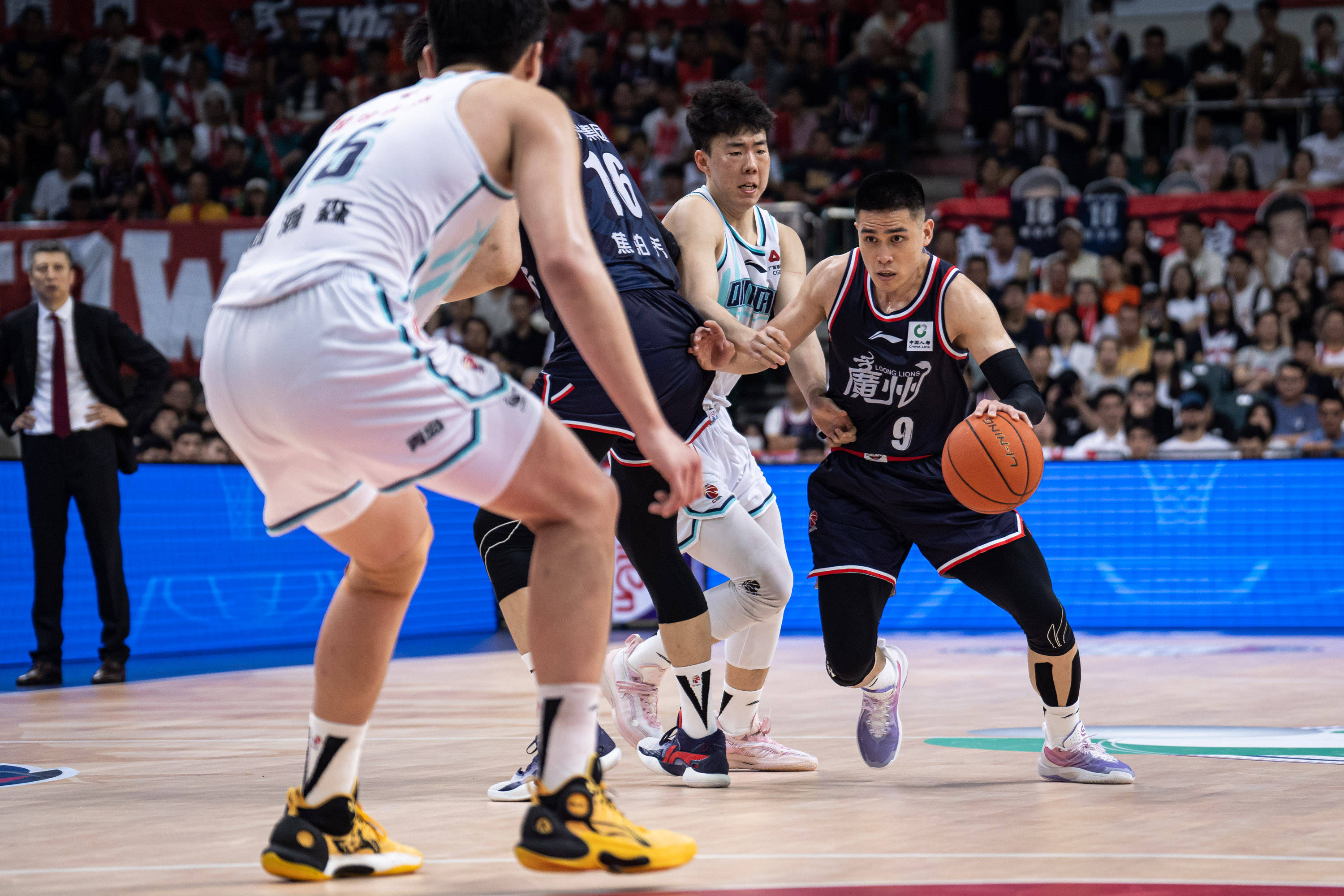 持高水准发 持高水准发